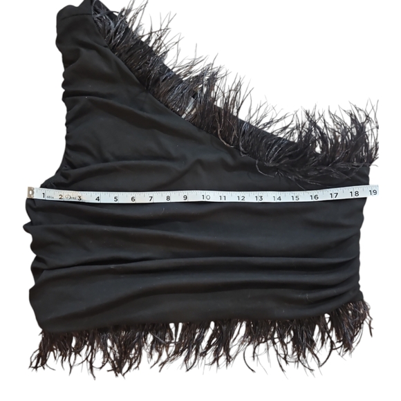 MWT Anthropologie Black Feathered One-Shoulder Cropped Top sz XL - Picture 7 of 12